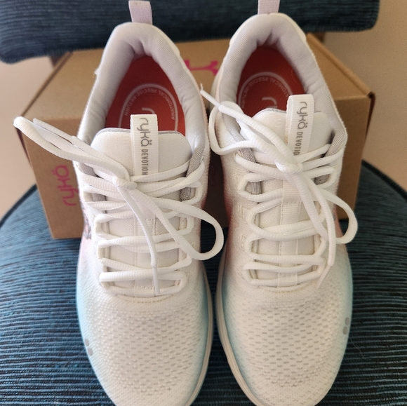 Women's Ryka, Devotion Plus 4 Walking Shoe - Picture 4 of 10